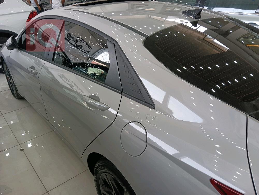 هیوندای ئەلەنترا